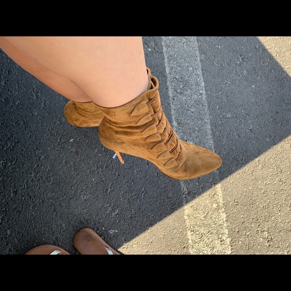 NEW RED BOTTOMS! 36.5 - Picture 5 of 7